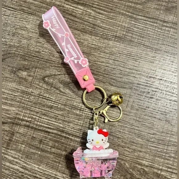 Hello Kitty Key Wristlet bathtub - Picture 1 of 3